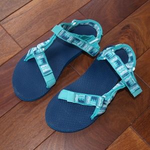 Teva Women's Teal Blue Green Tribal Original Universal Hiking Sandals Size 7